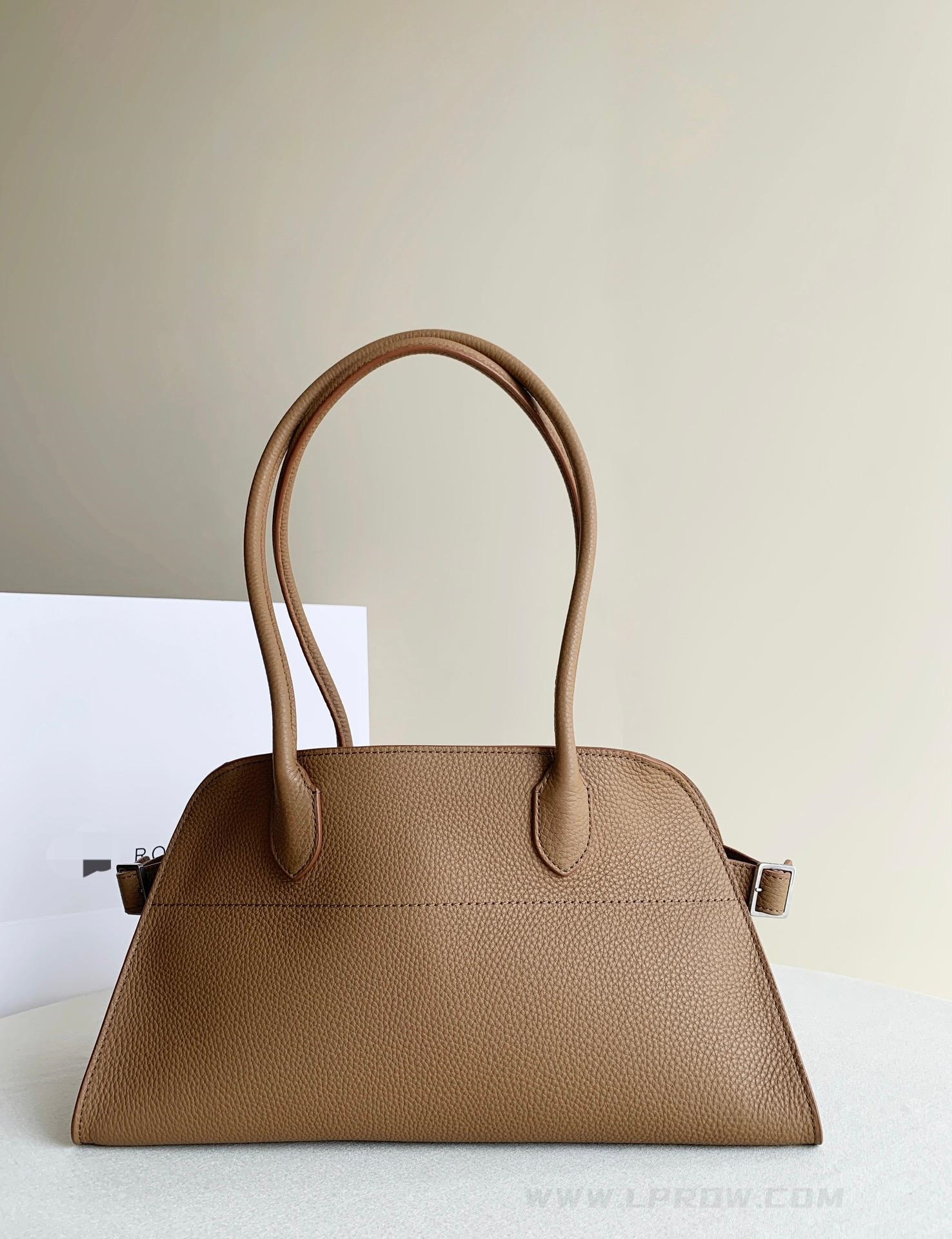 Row EW Shoulder12  lychee grain cinnamon