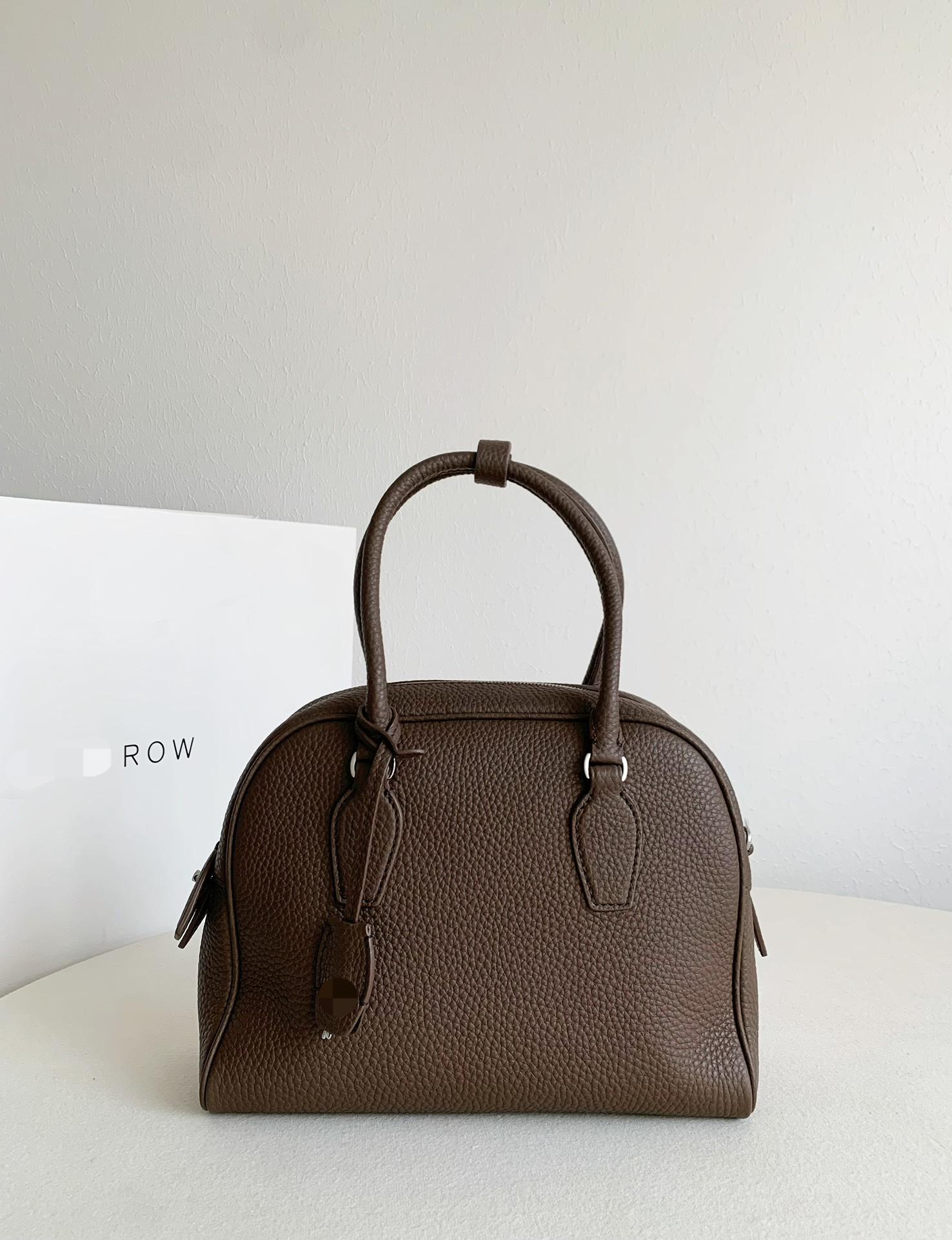 Row India10 Deep olive color